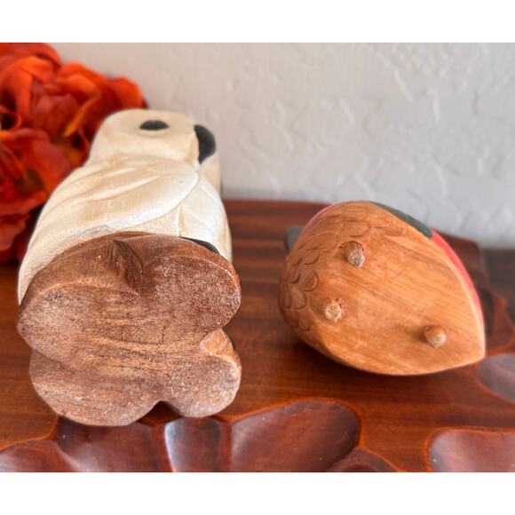 Hand-Carved Wooden Owl Figurines Set, White & Red-Black, Earthy Cute Home Decor - Picture 6 of 8